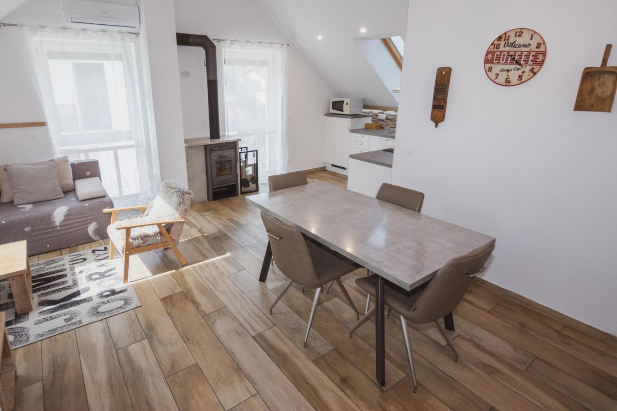 PR`FIK Apartments Kranj Værelse billede